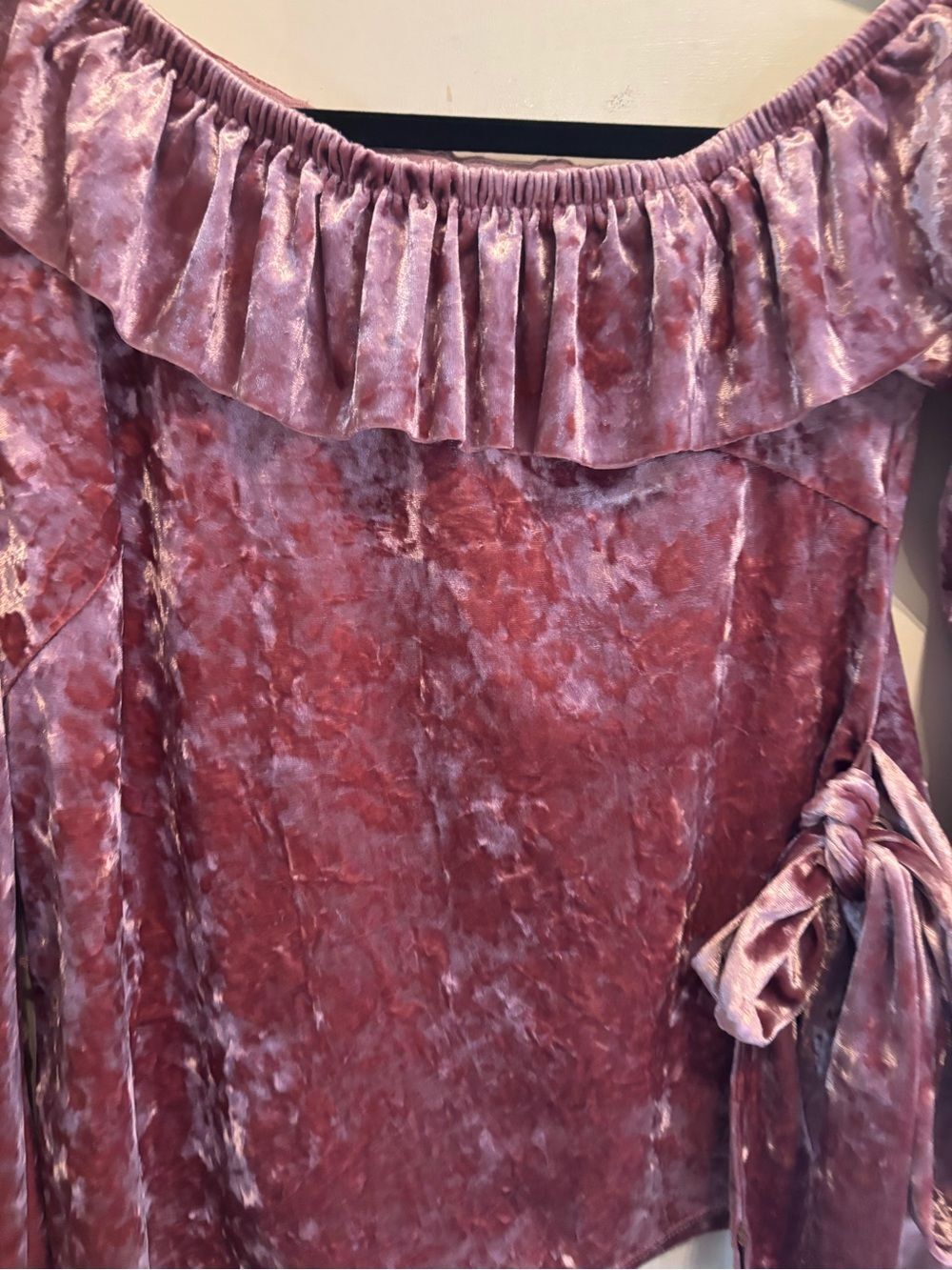 Stylestalker Velvet Off-Shoulder Ruffle Top - Mauve - Picture 3 of 7